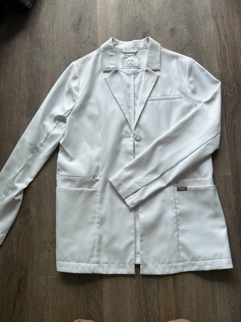 FIGS - Bellevue Short Slim Lab Coat - Womens